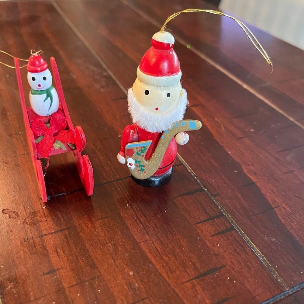 Vintage wood Christmas ornaments -2